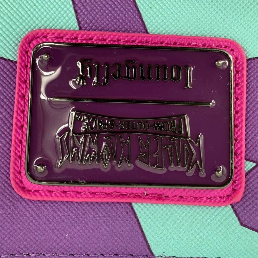 NWT Loungefly Killer Klowns From Outer Space Jumbo Cosplay Wallet Glow In Dark - Picture 3 of 8
